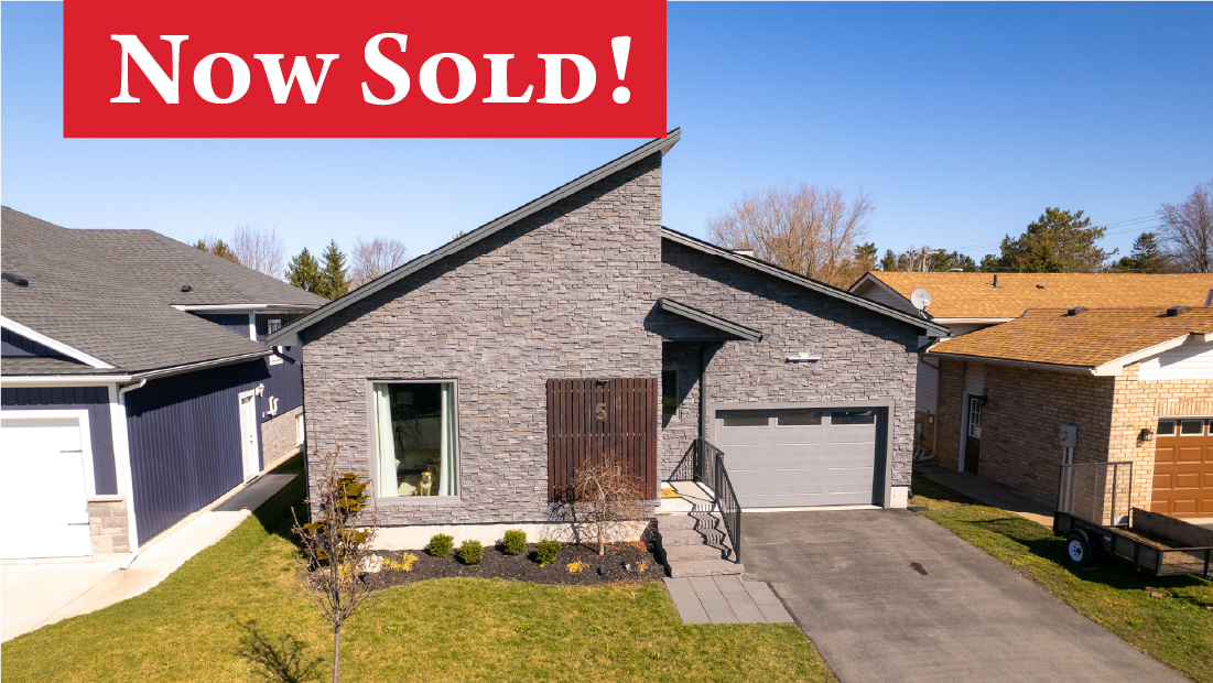 now sold banner on 5 heron pointe rd port colborne sold by frank ruzycki real estate