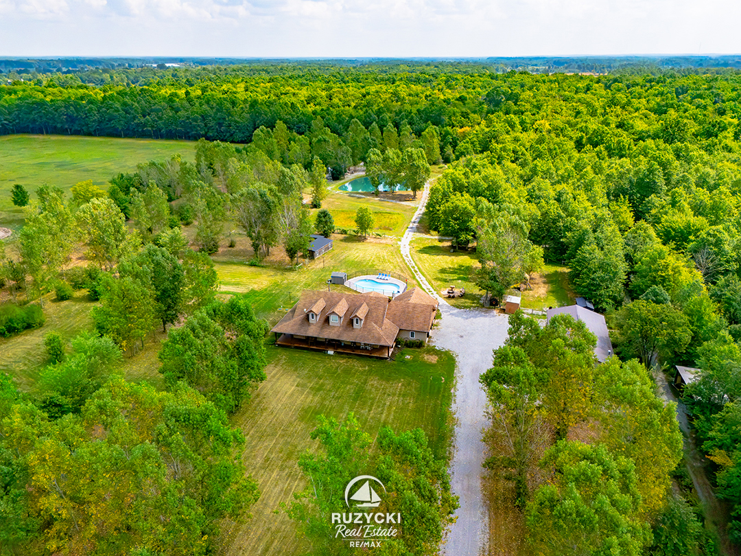 aerial view of 3481 troup rd port colborne