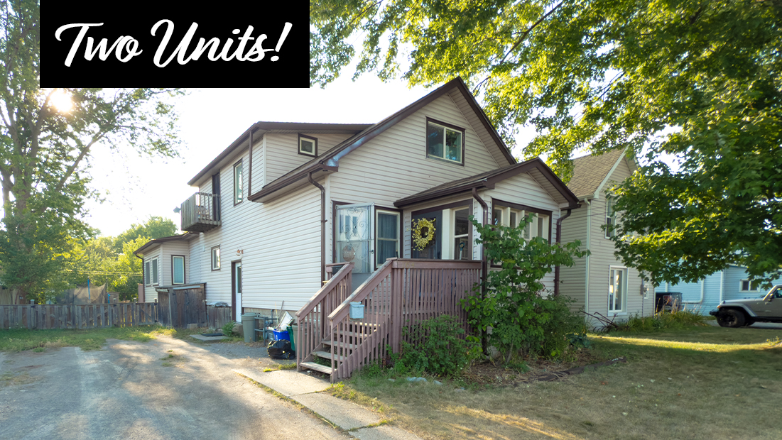 two unts banner on 164 mellanby ave port colborne